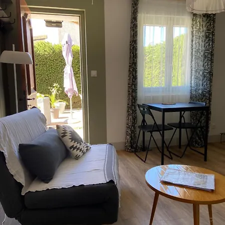 Maison Cosy Et Jardin, Clim & Parking & Plages