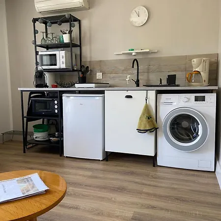 Maison Cosy Et Jardin, Clim & Parking & Plages