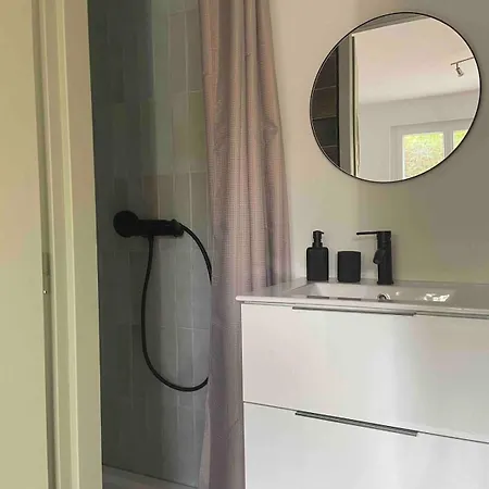 Maison Cosy Et Jardin, Clim & Parking & Plages *